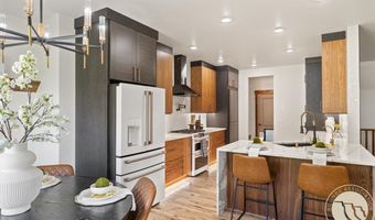 5345 Mule Deer Ct, Billings, MT 59106