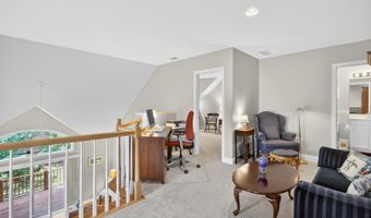 4 Hollyhock Knoll Ct 4, Bourne, MA 02532