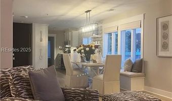 10 Johnston Way E, Bluffton, SC 29910