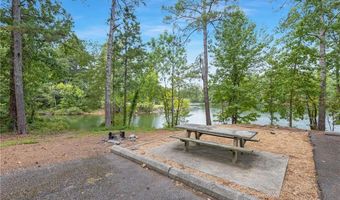 6101 Misty Valley Dr SE, Acworth, GA 30102
