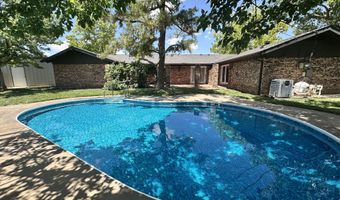 407 North Dr, Abernathy, TX 79311