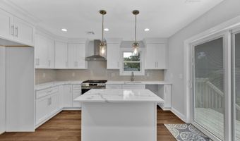 723 Monmouth Pkwy, North Middletown, NJ 07748