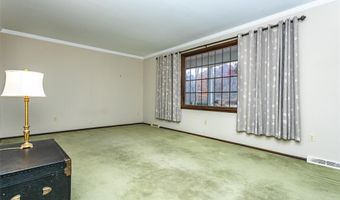 928 Northdale Dr, Alton, IL 62002