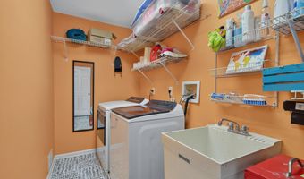 20 Lighthouse Ct 20, Atlantic City, NJ 08401