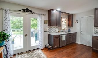 6607 Wenzel Rd, Alton, IL 62002