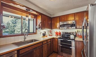 1245 Linnwood Dr NE, Albany, OR 97322