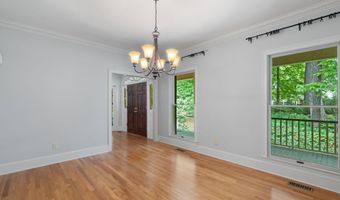 1720 Wood Creek Cir, Athens, TN 37303