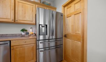 9352 67th St NW, Annandale, MN 55302