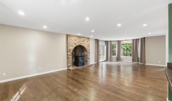 2136 Silver Dr, Arnold, CA 95223