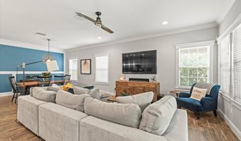 6130 COLMAR Pl, Apollo Beach, FL 33572