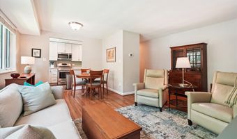 10427 MONTROSE Ave 104, Bethesda, MD 20814