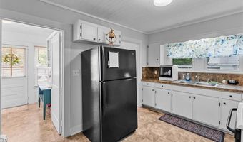207 Liberty St, Asheboro, NC 27203