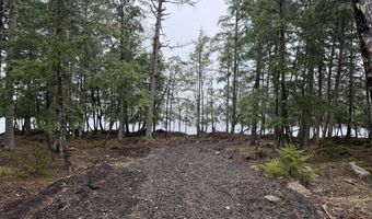 15 Crowe Ln, Princeton, ME 04668