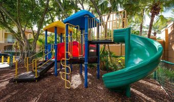 19999 E Country Club Dr 1302, Aventura, FL 33180