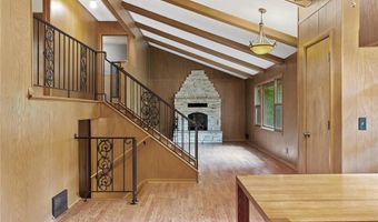 321 Dunham Dr, Anoka, MN 55303