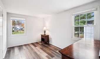 2811 BIRDSEYE Ln, Bowie, MD 20715