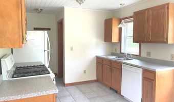 9 Crate Ln, Canaan, NH 03741