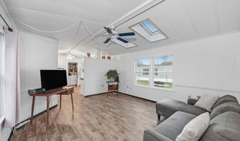 32 Sparrow Dr, Augusta, ME 04330