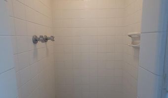 818 WYNNEWOOD Rd 3, Philadelphia, PA 19151