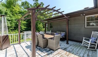 30 Warren Ave, Johnston, RI 02919