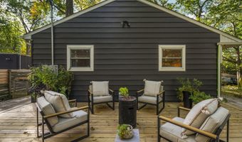 3177 Sunnywood Dr, Ann Arbor, MI 48103