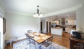 132 N Poplar St, Athens, GA 30606