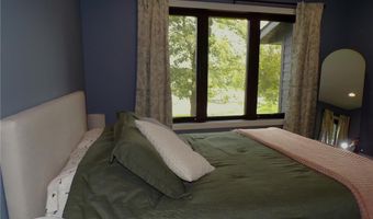 1920 Geneva Rd NE, Alexandria, MN 56308