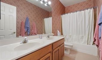 9209 TOWN GATE Ln, Bethesda, MD 20817