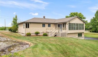 245 W Wrentham Rd, Cumberland, RI 02864
