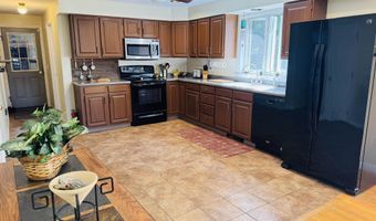 206 W Cobble Hill Rd, Barre, VT 05641