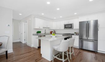 137 County Rd, Amherst, NH 03031