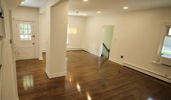 6 Cottage Pl, Allendale, NJ 07401