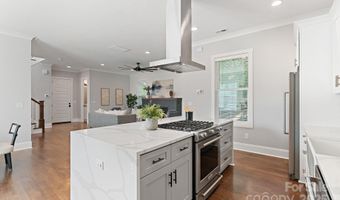 913 Van Every St, Charlotte, NC 28205