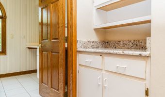 771 E Hickory Ave, Addison, IL 60101