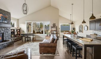 60414 Hedgewood Ln, Bend, OR 97702