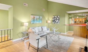 7945 Shadow Hill Dr, La Mesa, CA 91941
