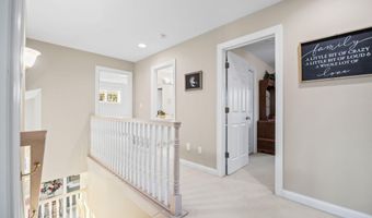 3031 Bayberry Rd, Ames, IA 50014