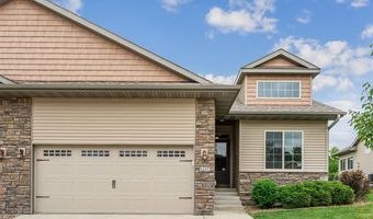 1217 Copper Mountain Dr, North Liberty, IA 52317
