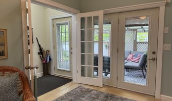1407 S 2nd St, Aberdeen, SD 57401