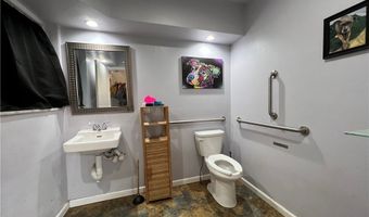 99 S 10th St, Airville, PA 15203