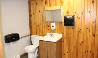 250-262 Bomarc Rd, Bangor, ME 04401