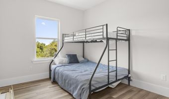 825 Larkspur Ln, Bay St. Louis, MS 39520