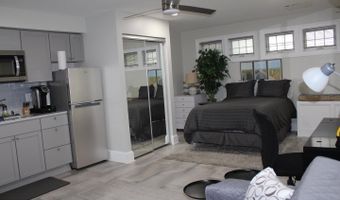 7703 NEWCASTLE Dr, Annandale, VA 22003