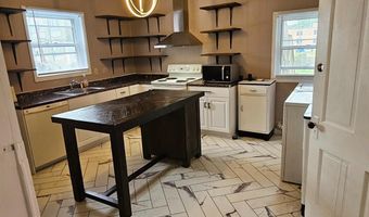 228 E WASHINGTON St, Hagerstown, MD 21740