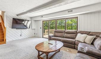 11 Noto Dr, North Providence, RI 02904