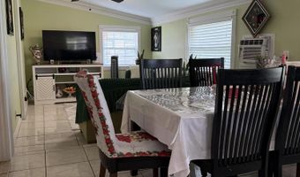 850 SAILFISH Dr E, Atlantic Beach, FL 32233