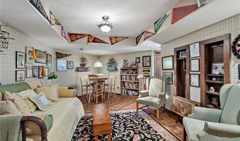 8250 Havelock Ct, Apple Valley, MN 55124