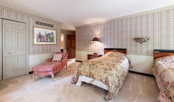 144 Barton North Dr, Ann Arbor, MI 48105
