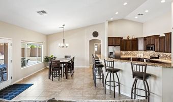 86 E MOON Vis, Apache Junction, AZ 85119