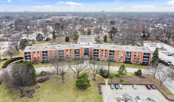 1405 E Central Rd 222C, Arlington Heights, IL 60005